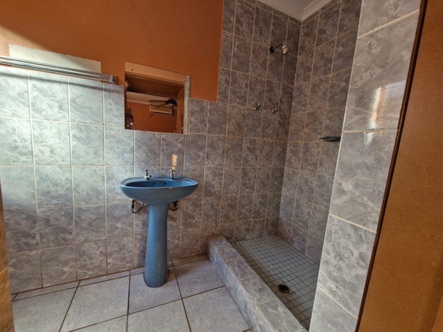 7 Bedroom Property for Sale in Kathu Northern Cape